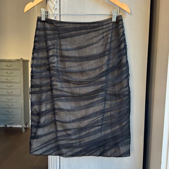 Teri Jon by Rickie Freeman Pencil Skirt Sz 8 Ruched Black Tulle Over Light Tan - Picture 9 of 9